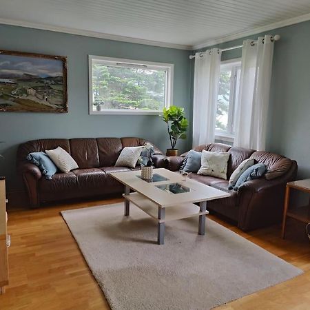 Villa Cozy Family House Tromsø Esterno foto
