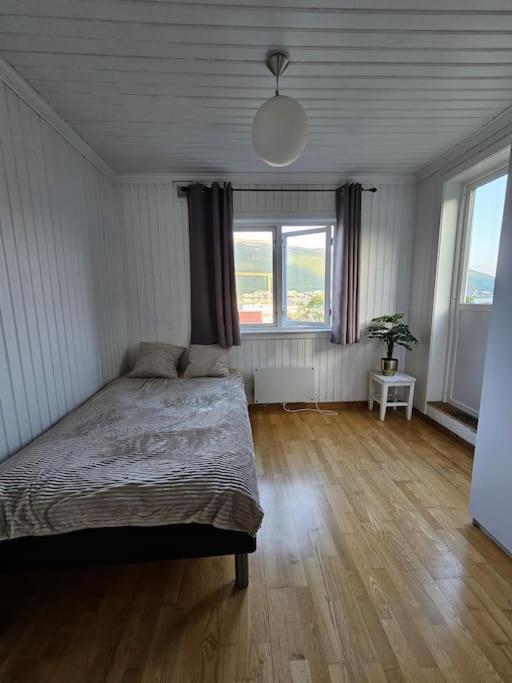 Villa Cozy Family House Tromsø Esterno foto
