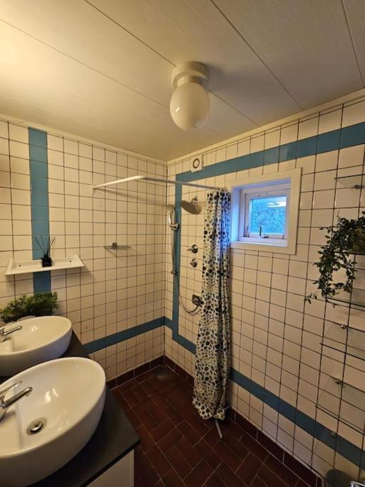Villa Cozy Family House Tromsø Esterno foto